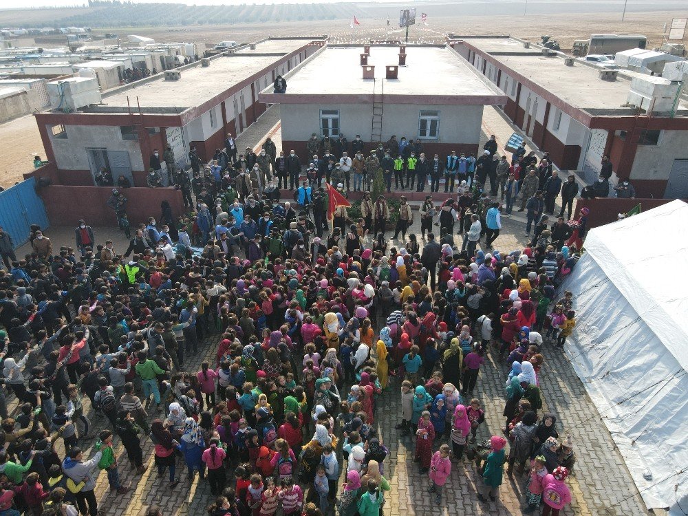 Türkiye Diyanet Vakfı, Suriye’de 8 Bin Çocuğa Eğitim İmkanı Sağlıyor