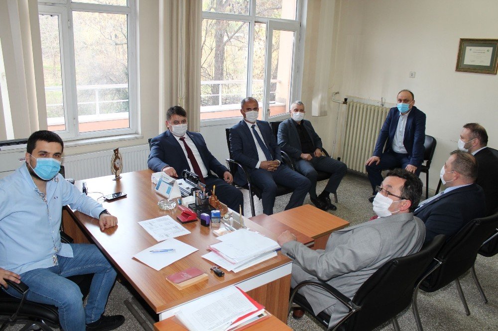 Gmi̇s Yönetim Kurulu’ndan, Amasra’da Madenciye Hayırlı Olsun Ziyareti