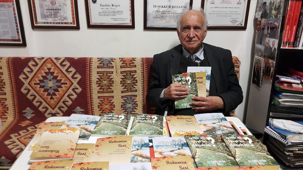 Eskişehirli 82 Yaşında Emekli Avukat Şair-yazar Tahsin Bezek’in Yedi Eseri Yayımlandı