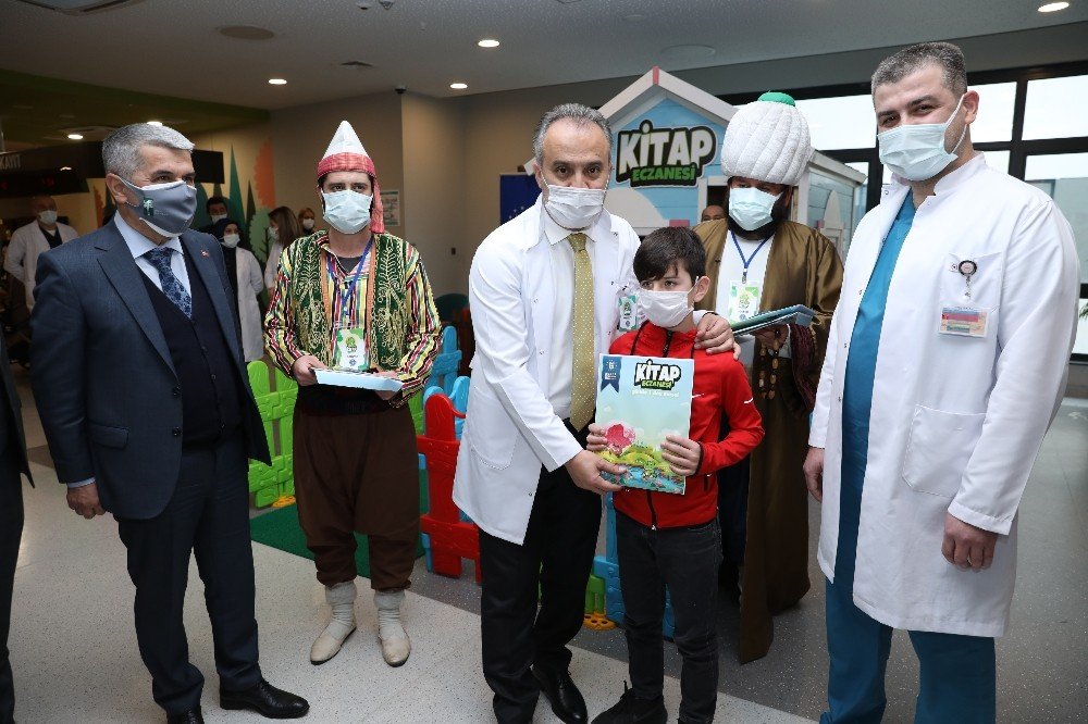 Tok Karnına Bir Doz Masal