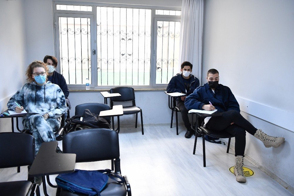 Konyaaltı Etüt Merkezi’nde Eğitim Başladı