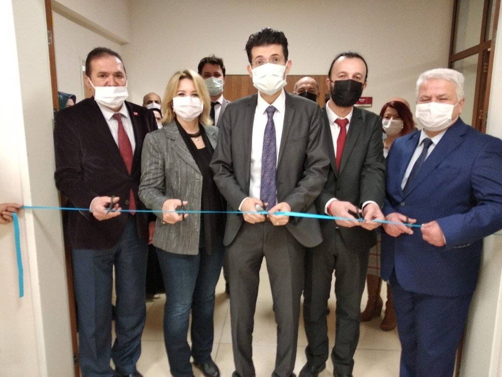 Şuhut’ta Afiş Sergisi Büyük Beğeni Topladı