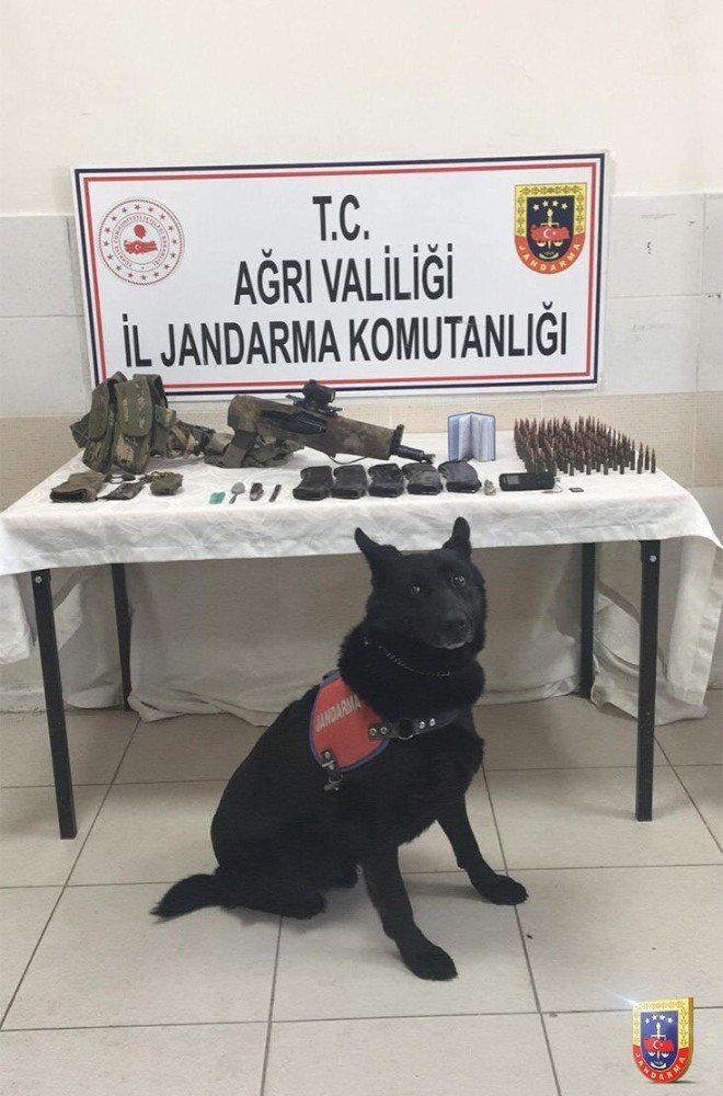 Ağrı’da Eren-3 Operasyonları Kapsamında Çok Sayıda Mühimmat Ele Geçirildi