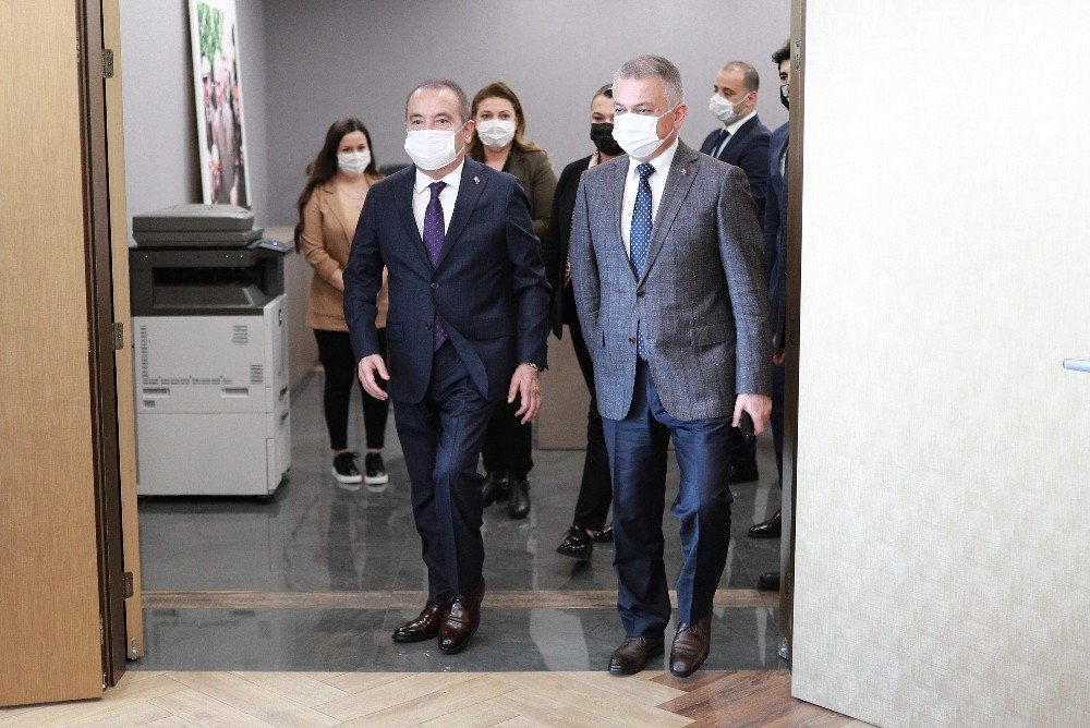 Vali Yazıcı Ve Başkan Böcek Antalya’yı Konuştu