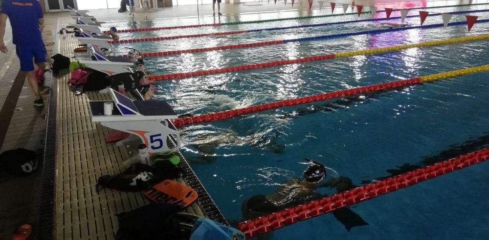 Erzurum Yüzme Milli Takımlarının Gözdesi Oldu