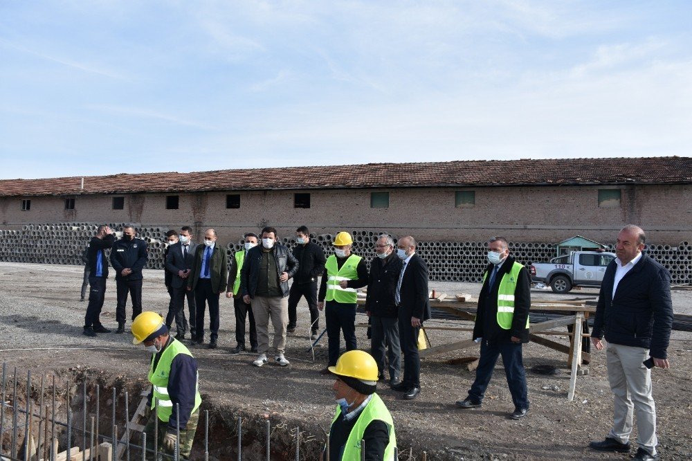 İ̇skilip Belediyesi Asfalt Üretim Tesisinin Temeli Atıldı
