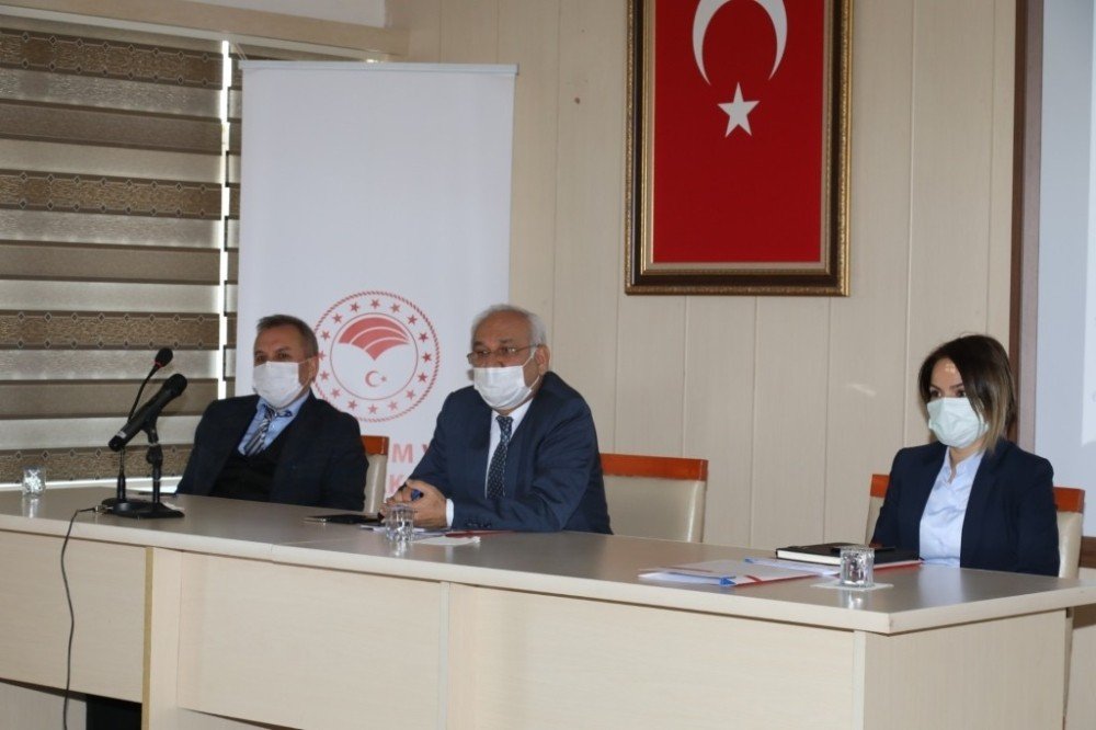 İ̇l Müdürü Yılmaz, "tarımda Hedeflere Yönelik Çalışmalar Sürüyor"