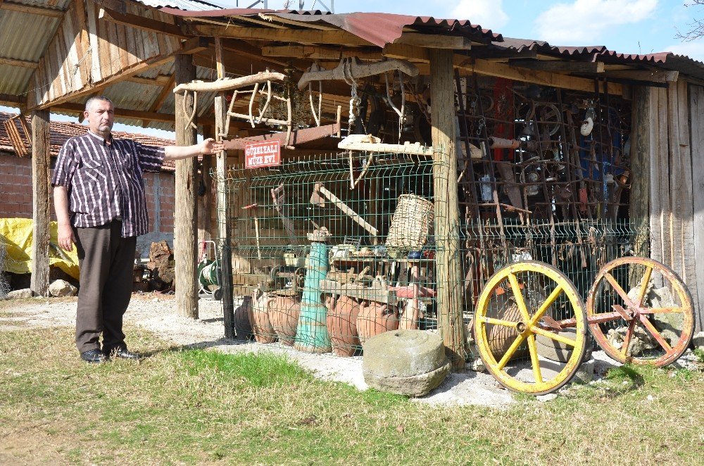 Kazı Çalışması Yaparken, Antikacı Oldu