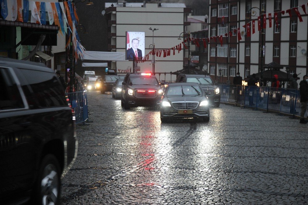 Cumhurbaşkanı Erdoğan Elazığ’dan Rize’ye Döndü