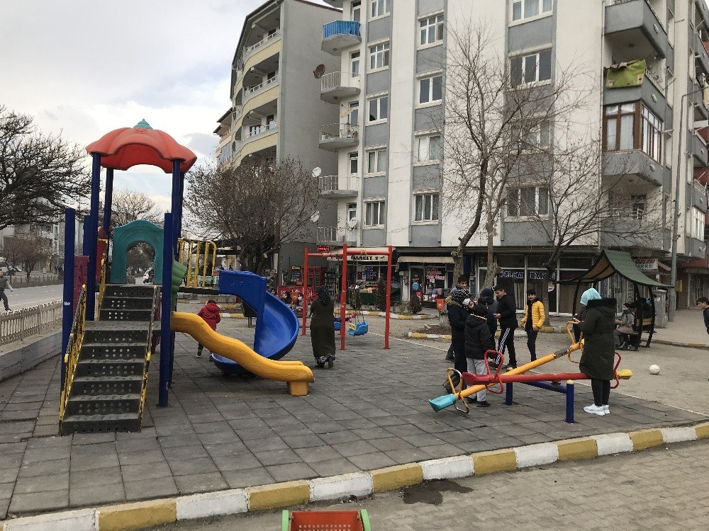Ermenistan’daki Deprem Iğdır’da Hissedildi