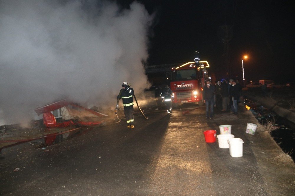 Erciş’te Korkutan Yangın