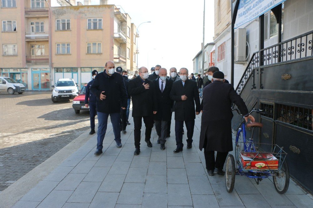 Aziziye’de Covid-19 Tedbirlerine Sıkı Denetim