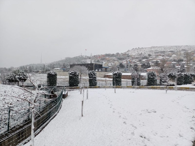 Balıkesirliler Güne Karla Uyandı