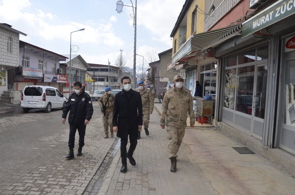 Beytüşşebap Kaymakamı Uğuz, Korona Denetimlerine Katıldı