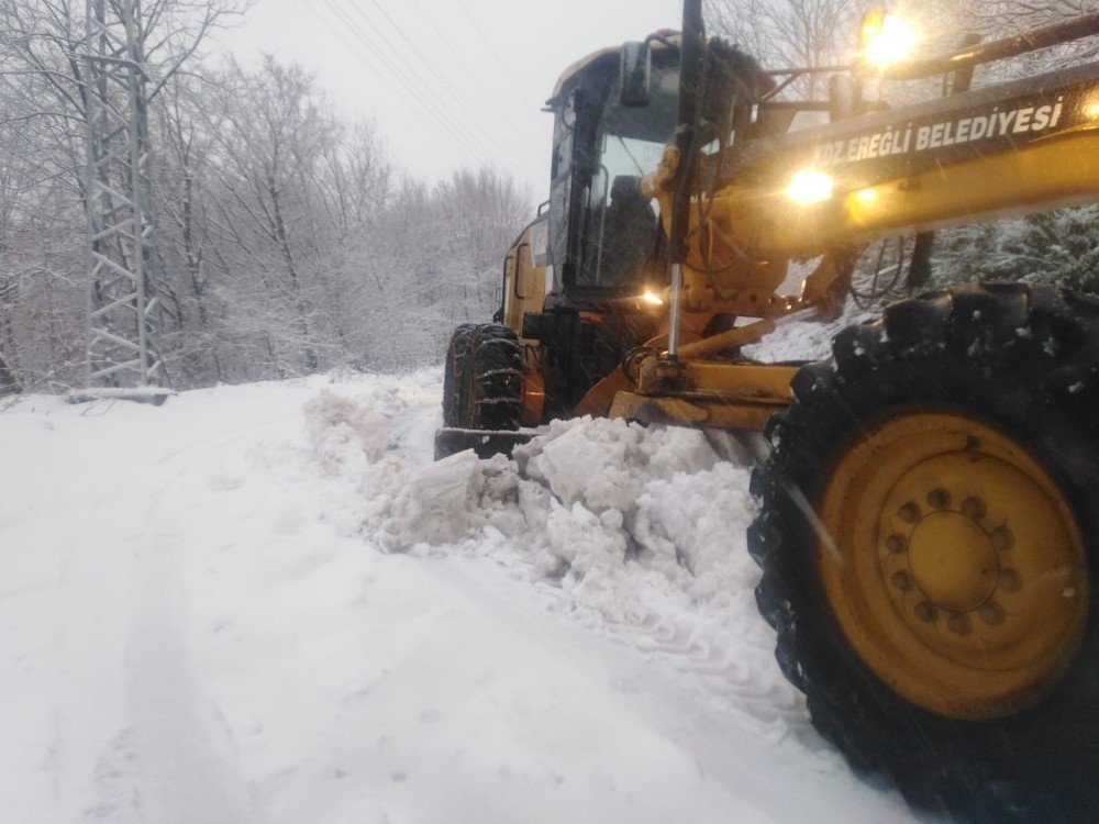 Ekipler Kar Yağışına Karşı Teyakkuzda