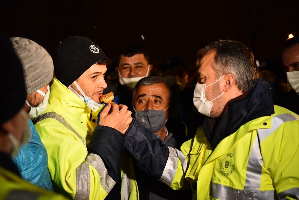 Gece Yarısı Tatlı Molası