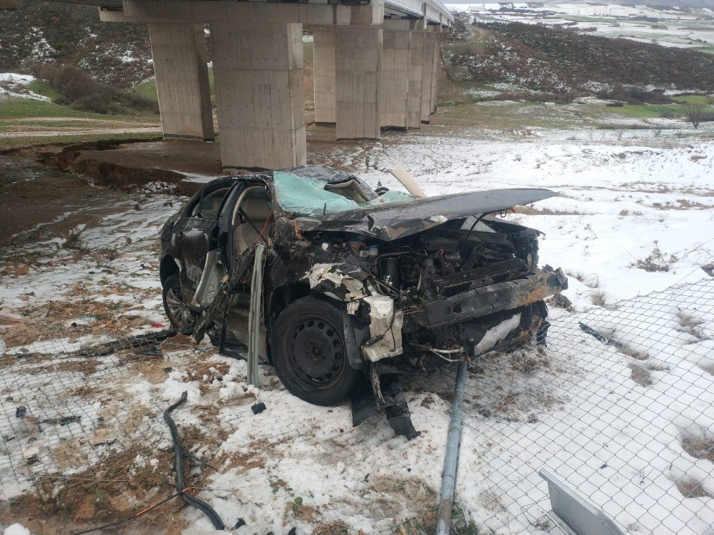 Karacabey’de Trafik Kazası: 1 Ölü, 1 Yaralı