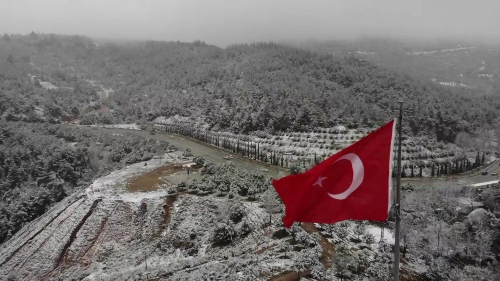 Denizli’de Beyaz Örtü Görsel Şölen Oluşturdu