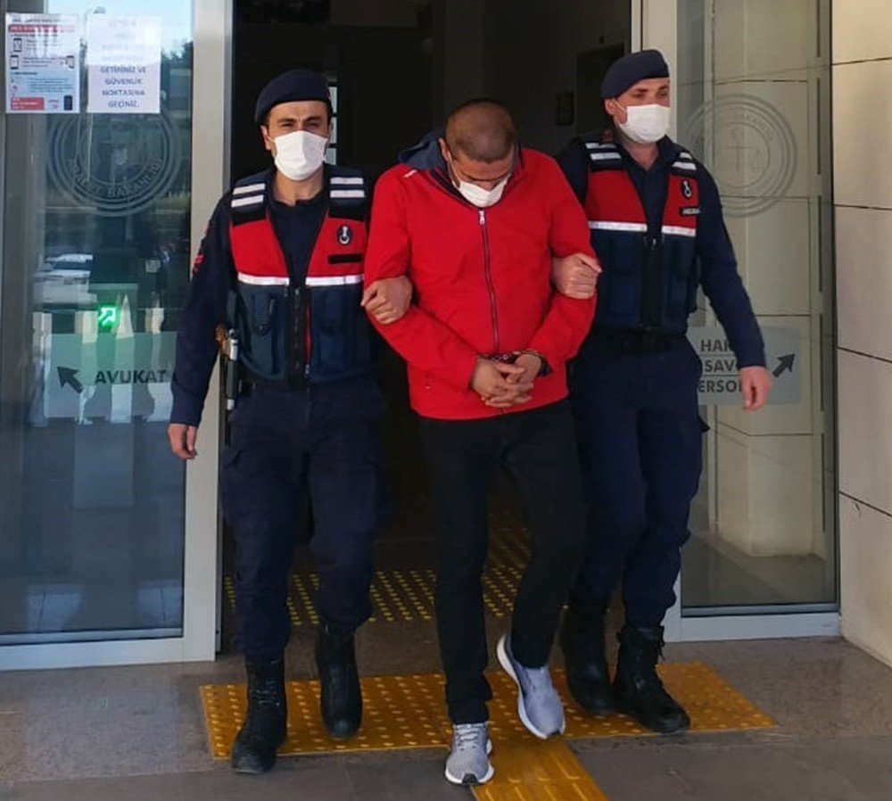 17 Suçtan Aranıyordu, Jasat’a Yakalandı