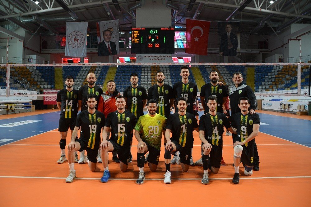 -korkuteli Belediyespor, Deplasmanda Set Vermedi; 3-0