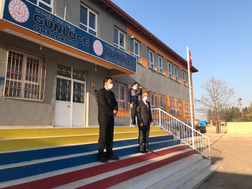 Kızıltepe’de Köy Okullarında Yüz Yüze Eğitim Başladı
