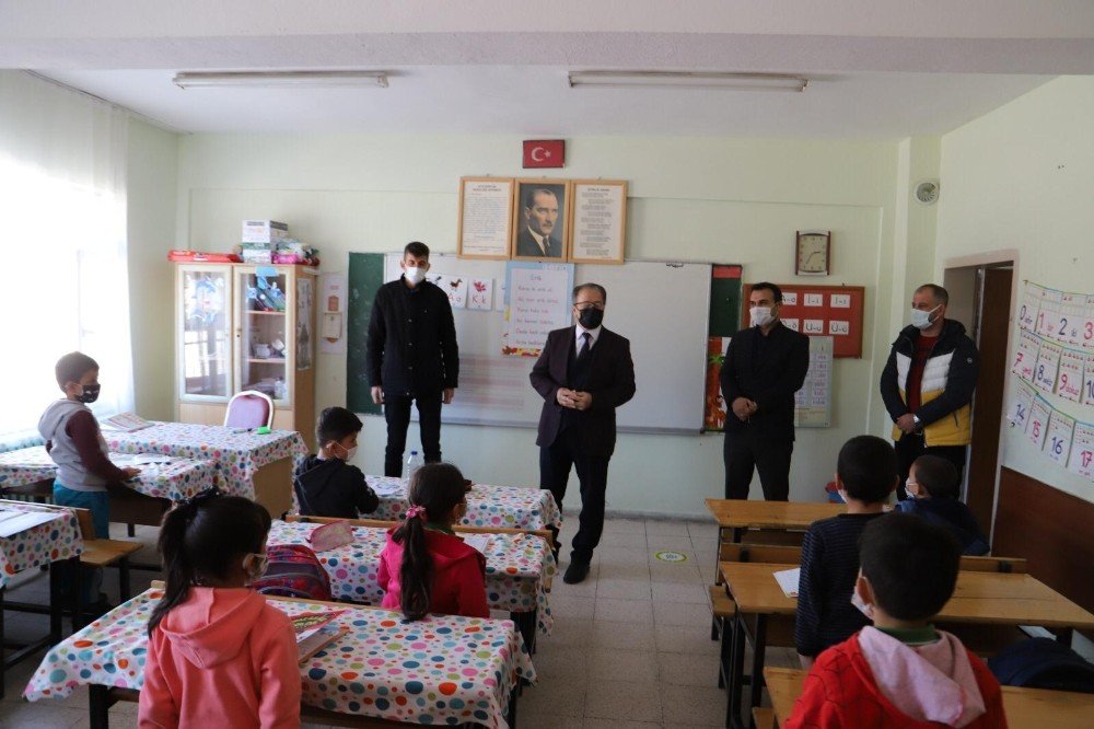 Niğde’de 25 Bin Öğrenci Yüz Yüze Eğitime Başladı