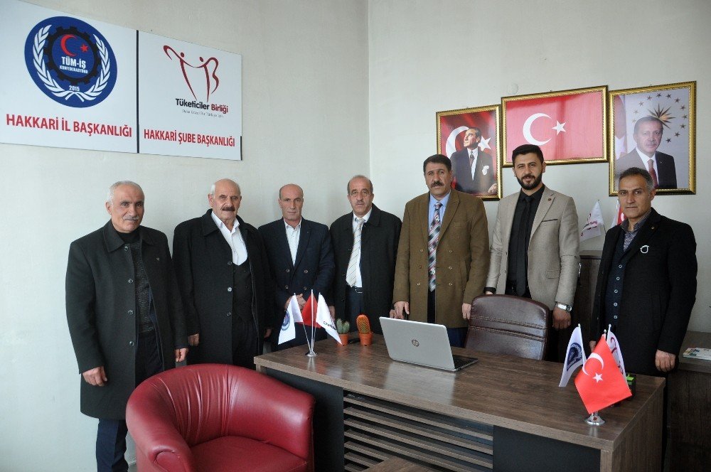 Başkan Geçirgen Muhtarla Bir Araya Geldi