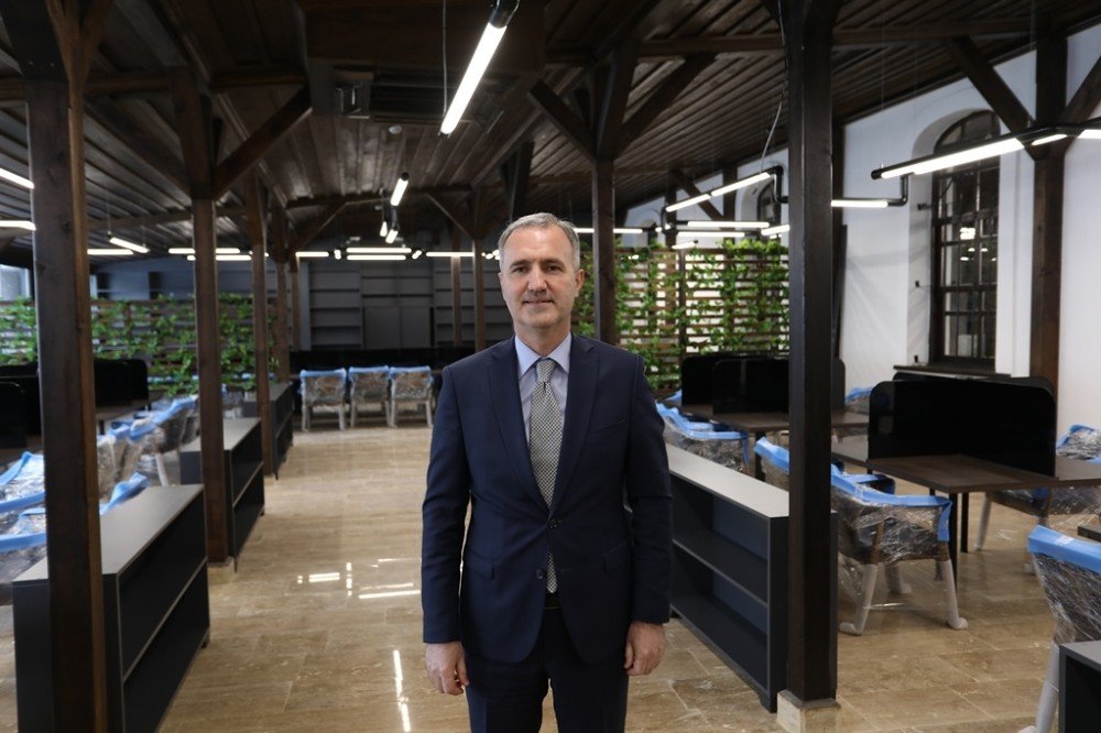 İ̇negöl’e Yeni Kütüphane Geliyor