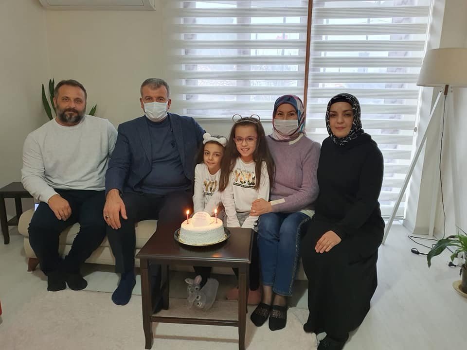Başkan Elbi’den Sürpriz Doğum Günü Kutlaması