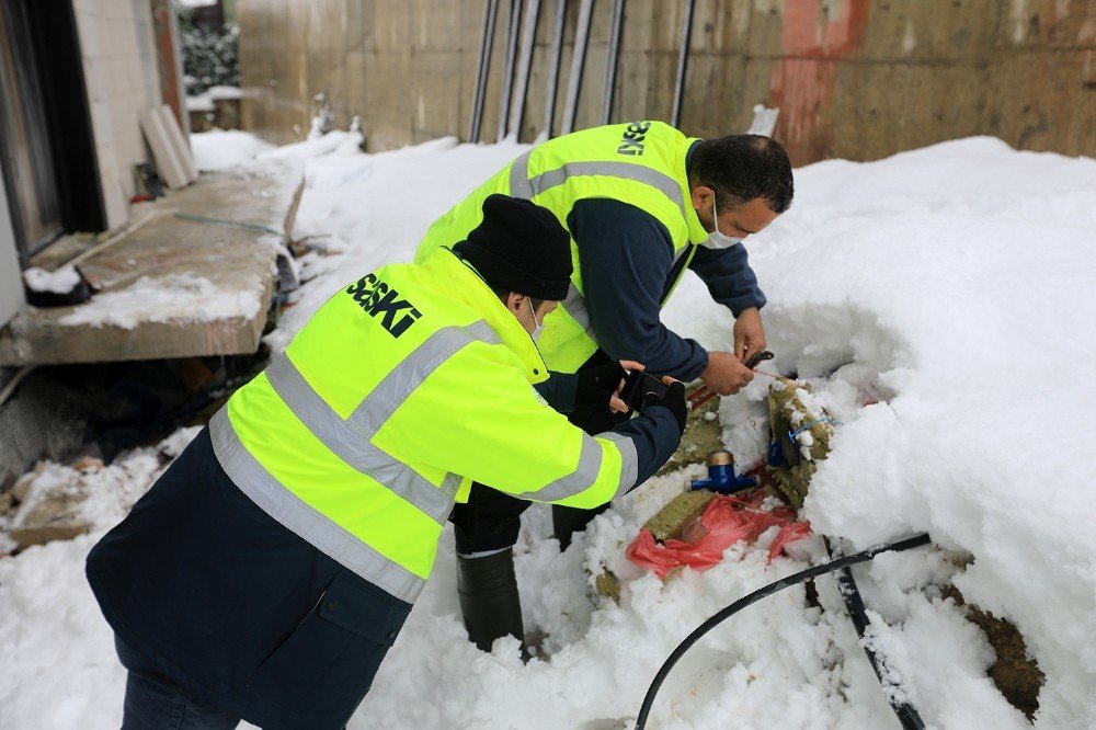 Sakarya’da Su Sayaçlarına Müdahale