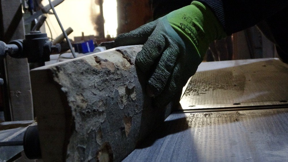 Ahırda Başladığı Ahşap İşini 50 Yıldır Aşkla Sürdürüyor