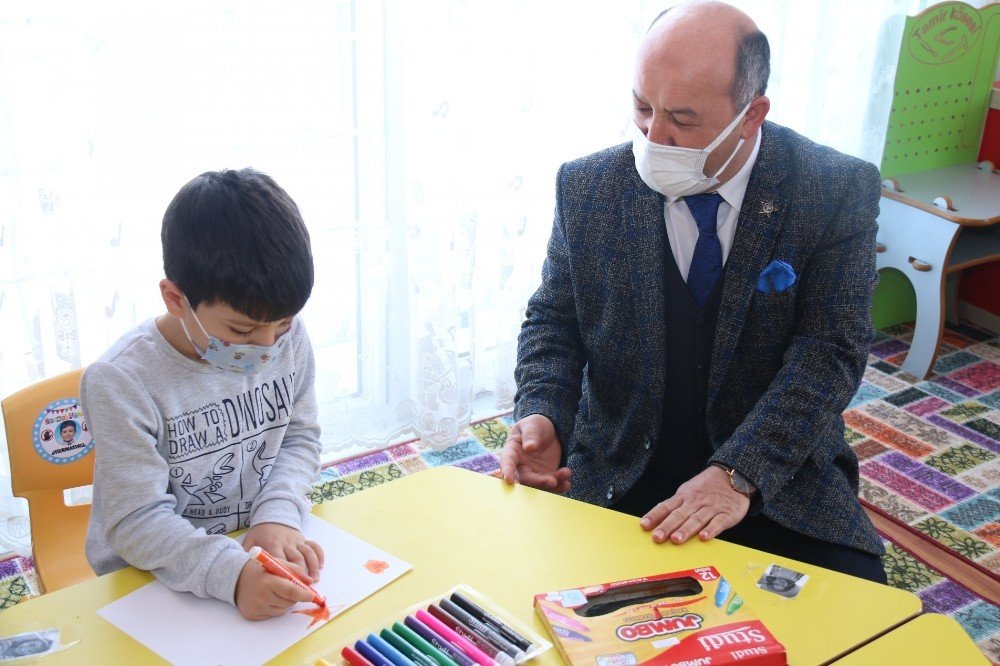 Müdür Başyiğit’ten Anaokulu Ziyareti