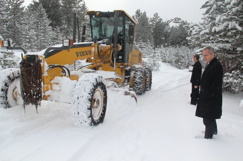 Kapanan Köy Yolları Tekrar Ulaşıma Açılıyor