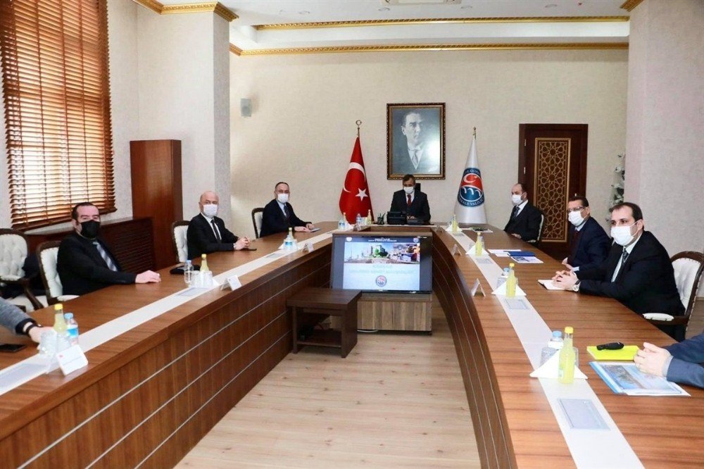 Vali Sezer; "kırıkkale Silah İ̇htisas Osb’nin Cazibe Merkezi Olmasını Hedefliyoruz"