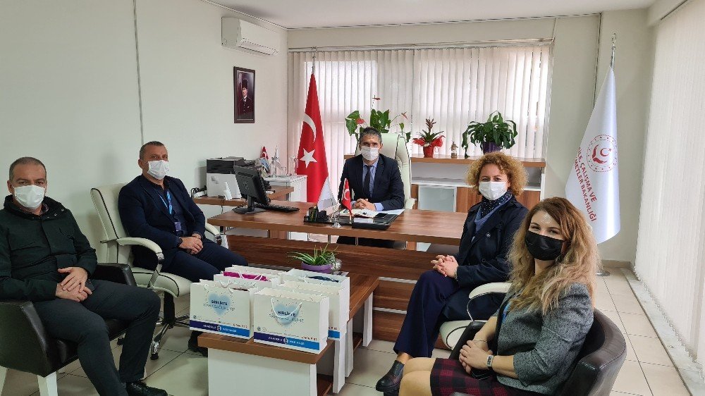 " Çocuklarımızı Gülümsetmek İçin Bir Hediye De Sizden” Projesi Devam Ediyor