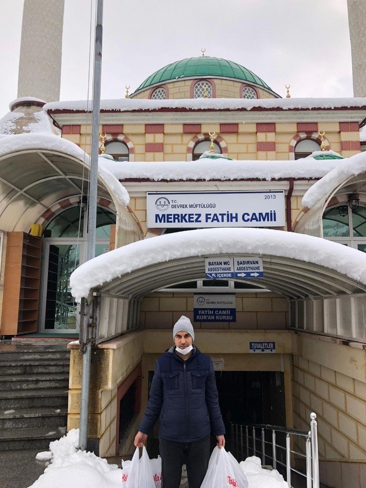 Devrek Belediyesi Camilerde Şekerleme İkramında Bulunacak