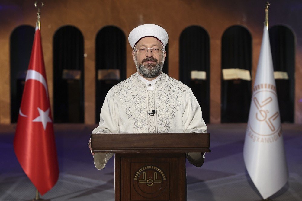 Diyanet İ̇şleri Başkanı Erbaş: “bu Gece, Manevi Diriliş Ve Ahlaki Yükselişimiz İçin Önemli Bir Fırsattır”