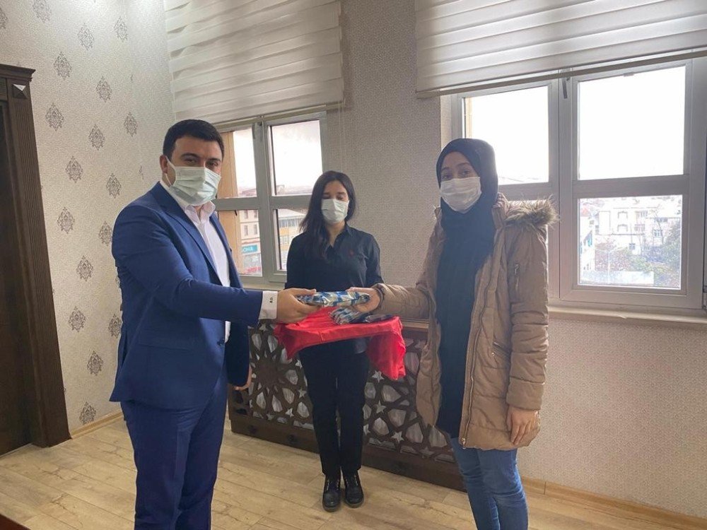 Okudular Ödüllendirildiler