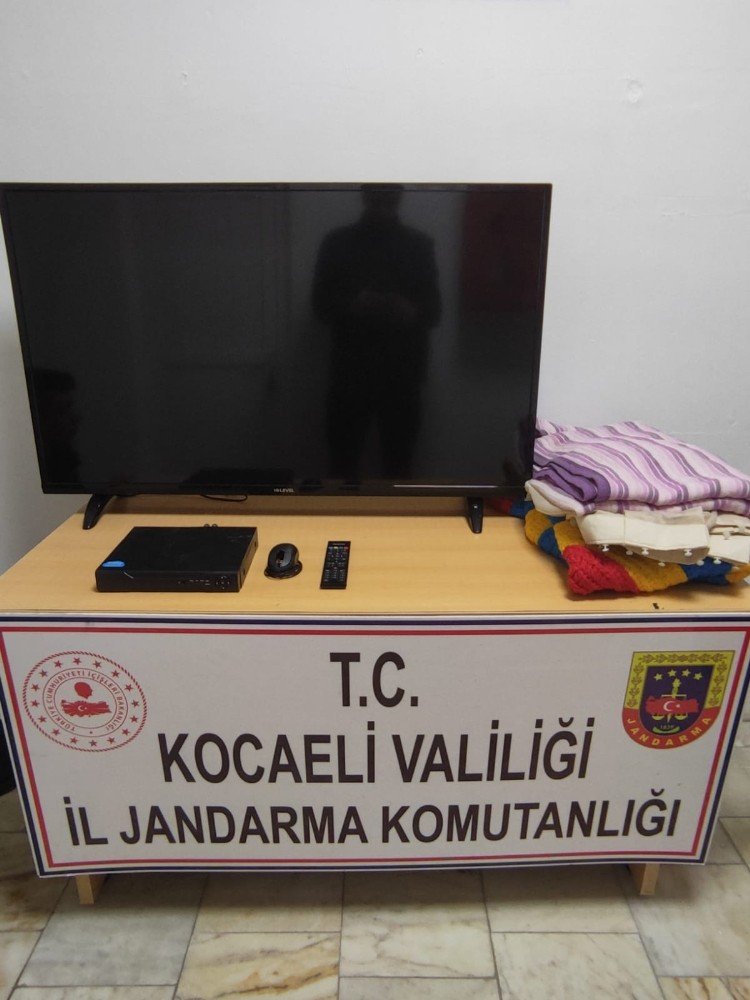 Cezaevinden İzinli Çıktı Hırsızlık Yaparken Yakalandı