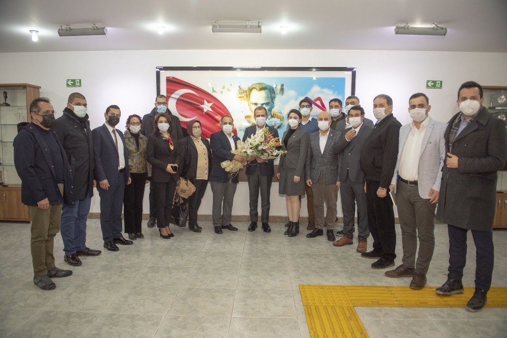 Seçer: "sivil Toplumla İşbirliği, Karar Alma Noktasında Beni Rahatlatıyor"