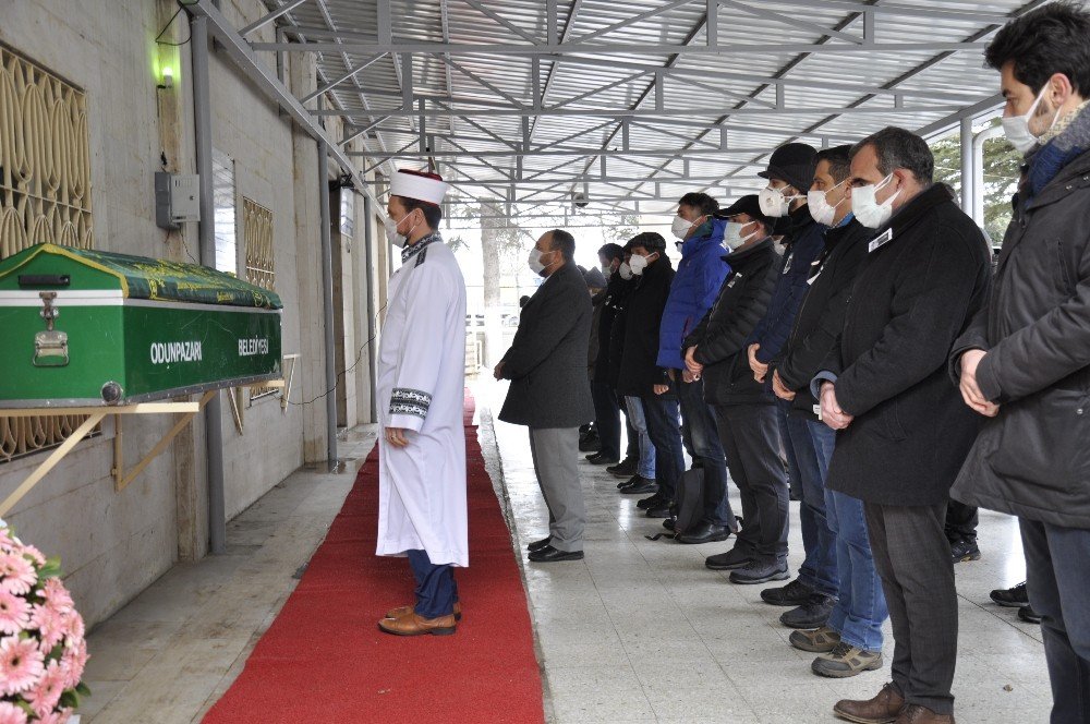 Eşini Öldürüp İntihar Eden Doktora Hüzünlü Veda