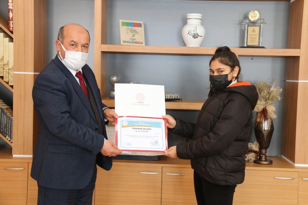 Dereceye Giren Öğrenciye “teşekkür Belgesi”