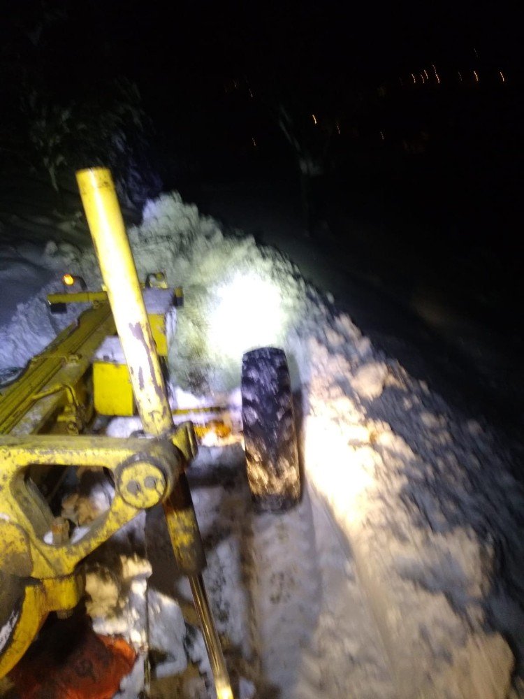 Devrek’te 38 Köy Yolu Ulaşıma Kapalı