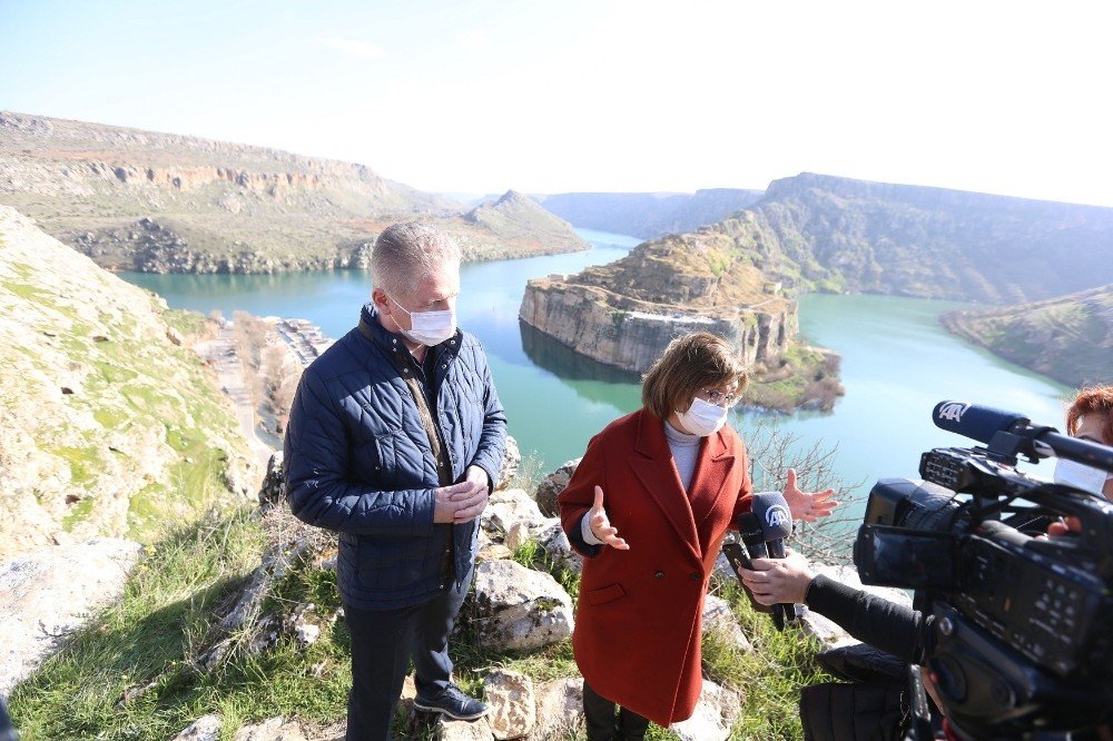 Türkiye’nin En Büyük Cam Terasının İnşasına Başlandı