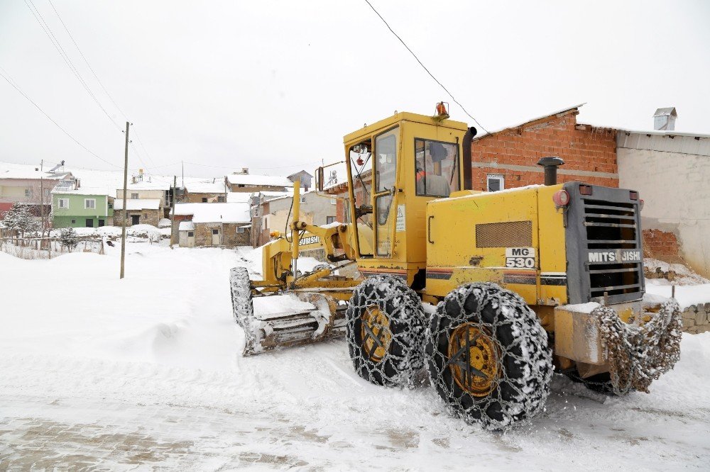 Gümüşhane’de Kapalı Köy Yolu Kalmadı