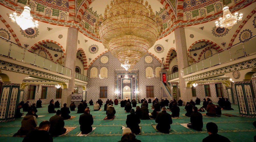 Sincan’da Regaip Kandili Dualarla İdrak Edildi