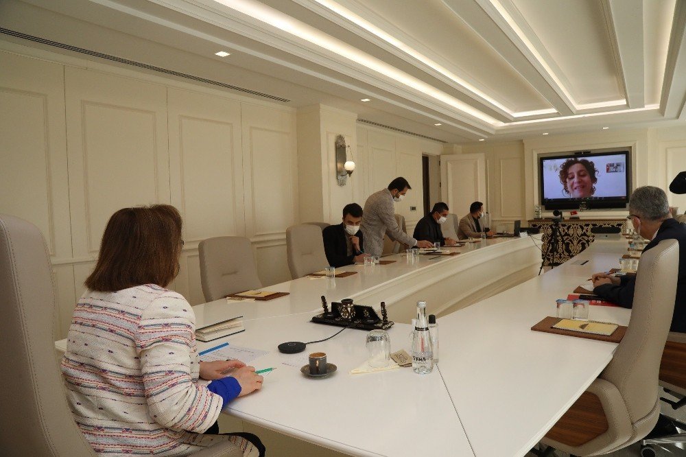 “gaziantepli Kadınlar Dirençli Mahalleler İnşa Ediyor” Paneli Gerçekleşti