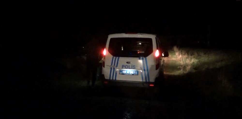 Bağ Evinde İple Asılı Bulundu