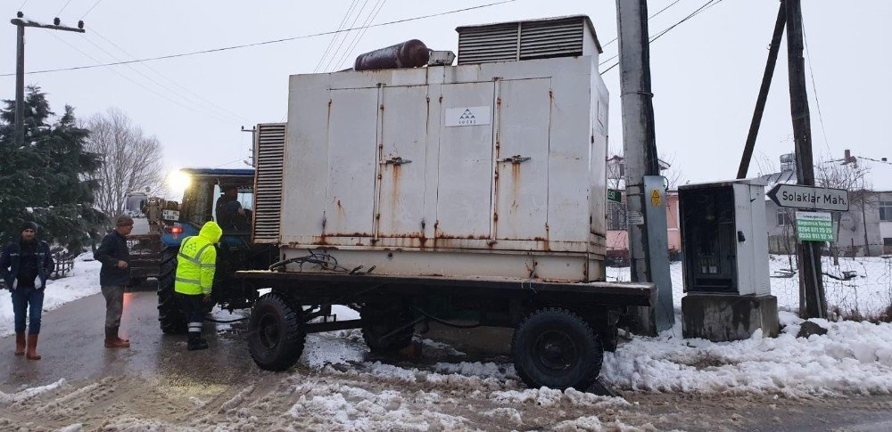 Sedaş Kar Seferberliğine Devam Ediyor