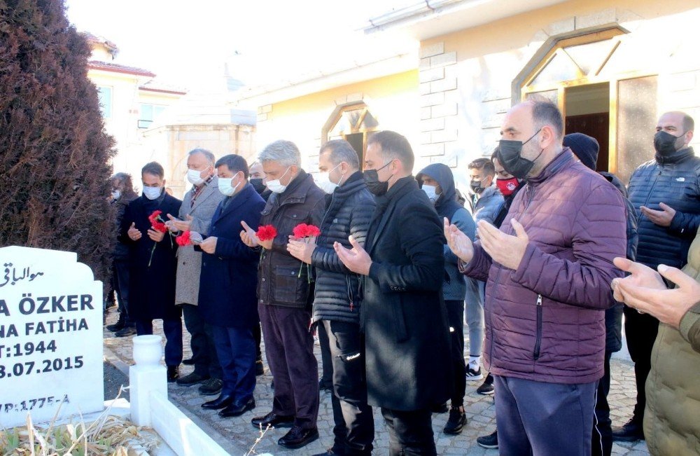 24’ncü Yıl Dönümünde Dualarla Anıldılar